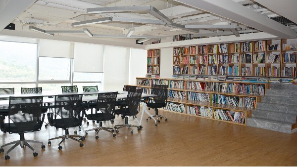 開關(guān)插座安裝工程施工工藝-深圳公裝公司辦公室裝修設(shè)計施工流程