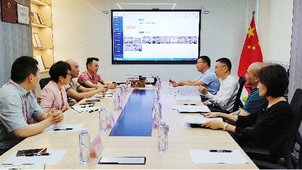 堅定信心·共同成長——南山區(qū)委蒞臨文豐裝飾調(diào)研指導(dǎo)